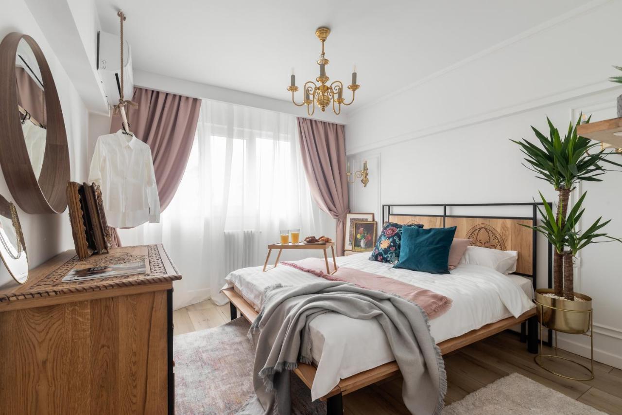 Eclectic 3 Bedroom Calea Victoriei By Urbanesq Bucharest Luaran gambar